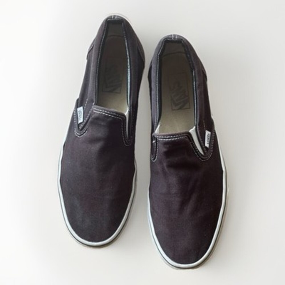 Vans Unisex Classic Slip On Black Canvas Skate Shoe Men's Sz  8.5 or  Wms Sz 10